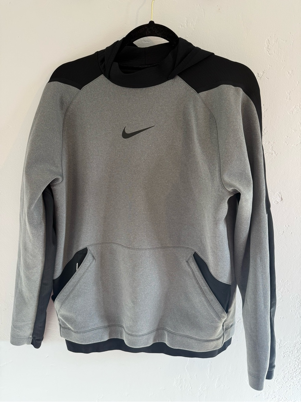 Nike Pro Dry Fit Pullover Hoodie sz medium